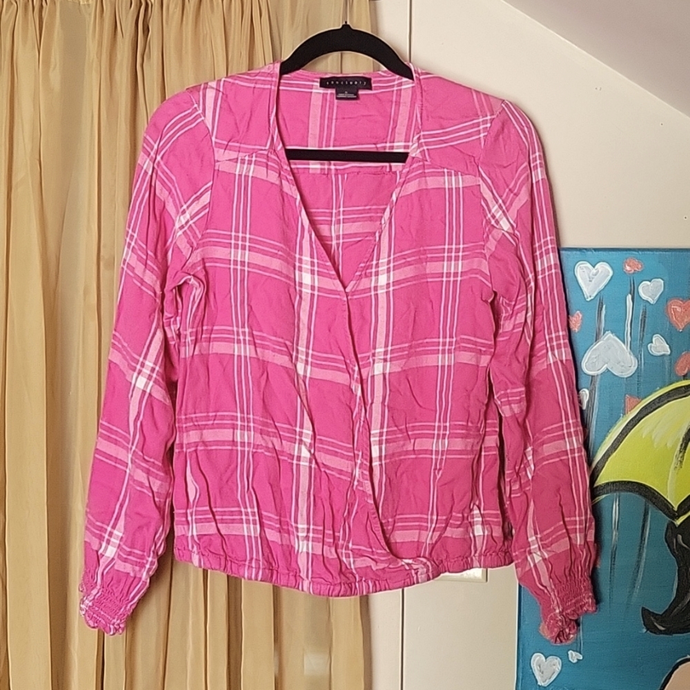 Sanctuary sz M pink plaid top